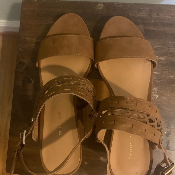 Tommy Hilfiger cork wedge sandals, size 6 - Picture 4 of 6
